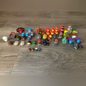 Large Tsum Tsum Marvel Avengers lot w/ extras